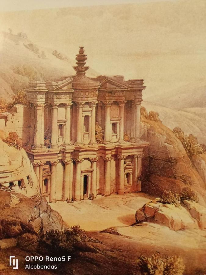 Отель Plaza De Petra Вади Муса Экстерьер фото